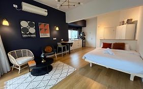 Loft Boutique With Balcony